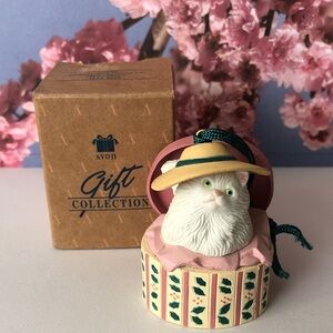 Avon Gift Collection Cat Figurine Ornament